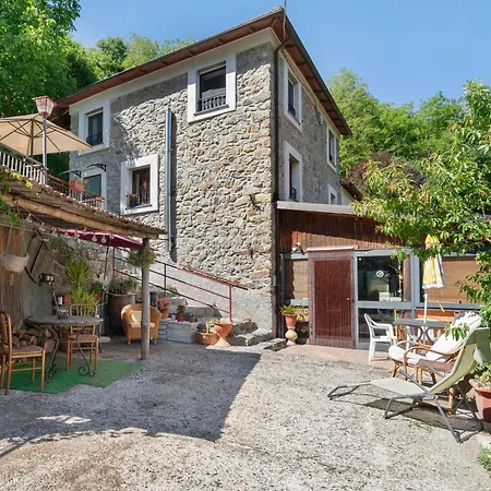 La Casa Di Pietra - * Maissana